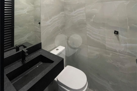 Casa à venda com 3 quartos, sendo 1 suíte, no condomínio Helena Maria, Sorocaba - SP
