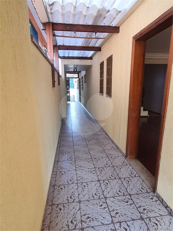 Sobrado à venda com 4 quartos, sendo 1 suíte, em Vila Pereira Barreto, São Paulo, SP