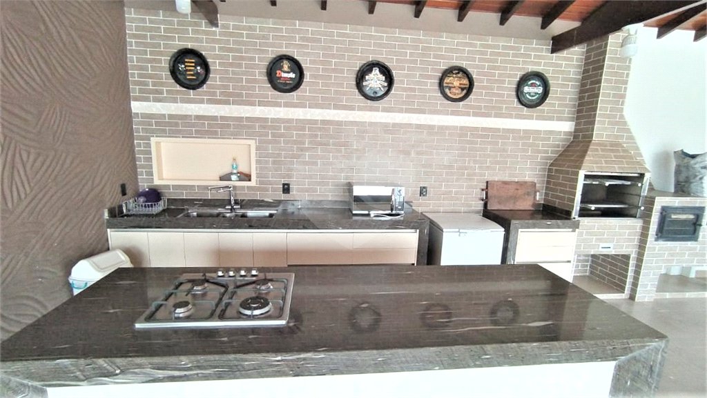 Chácara à venda com 6 quartos, sendo 4 suítes,  em Pinheirinho, Vinhedo, SP