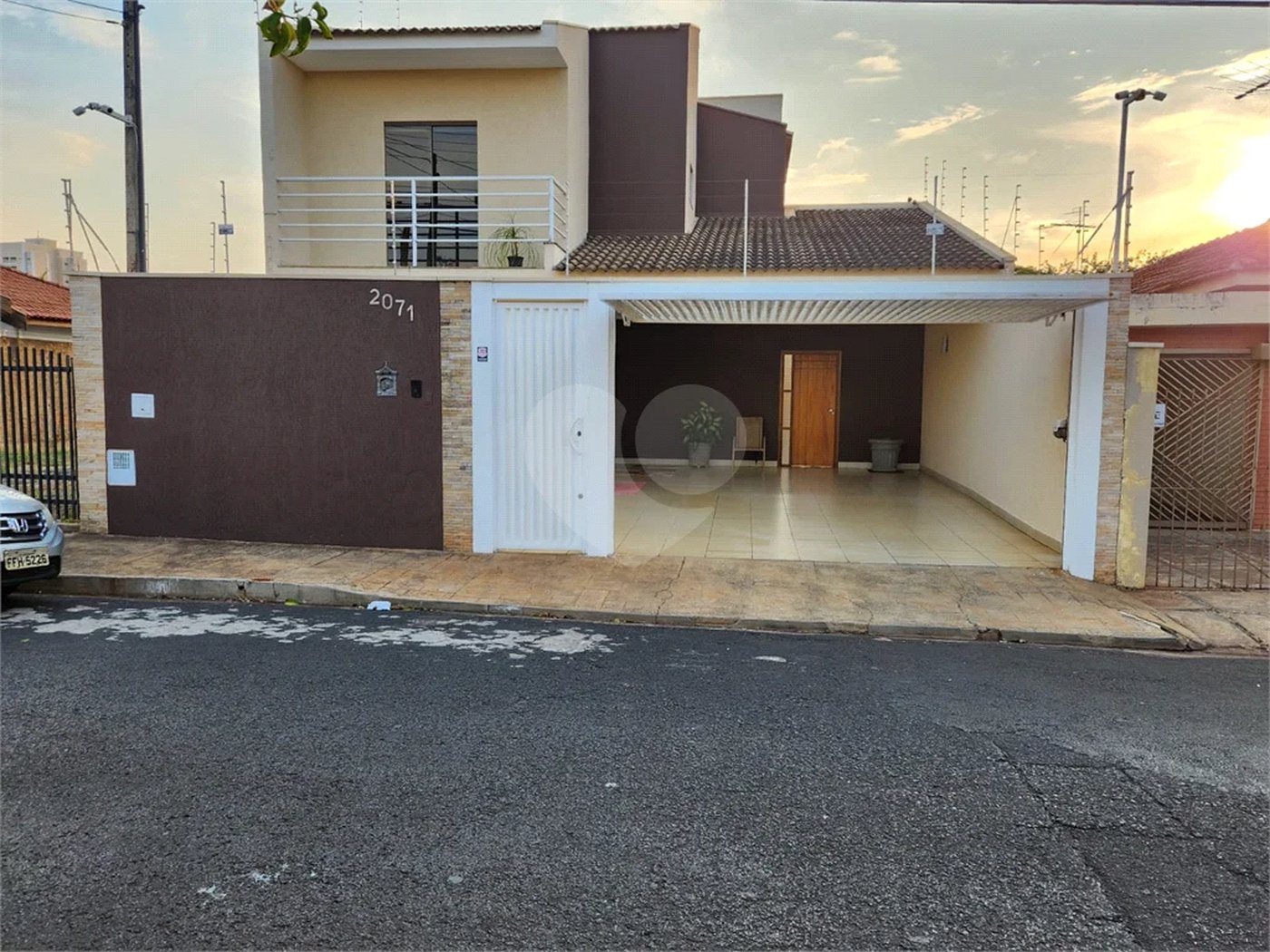 Casa à venda ou para alugar com 3 quartos, sendo 1 suíte, em Jardim Primavera, Araraquara, SP