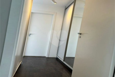 Apartamento à venda com 3 suítes em Jardim Caboré, São Paulo, SP