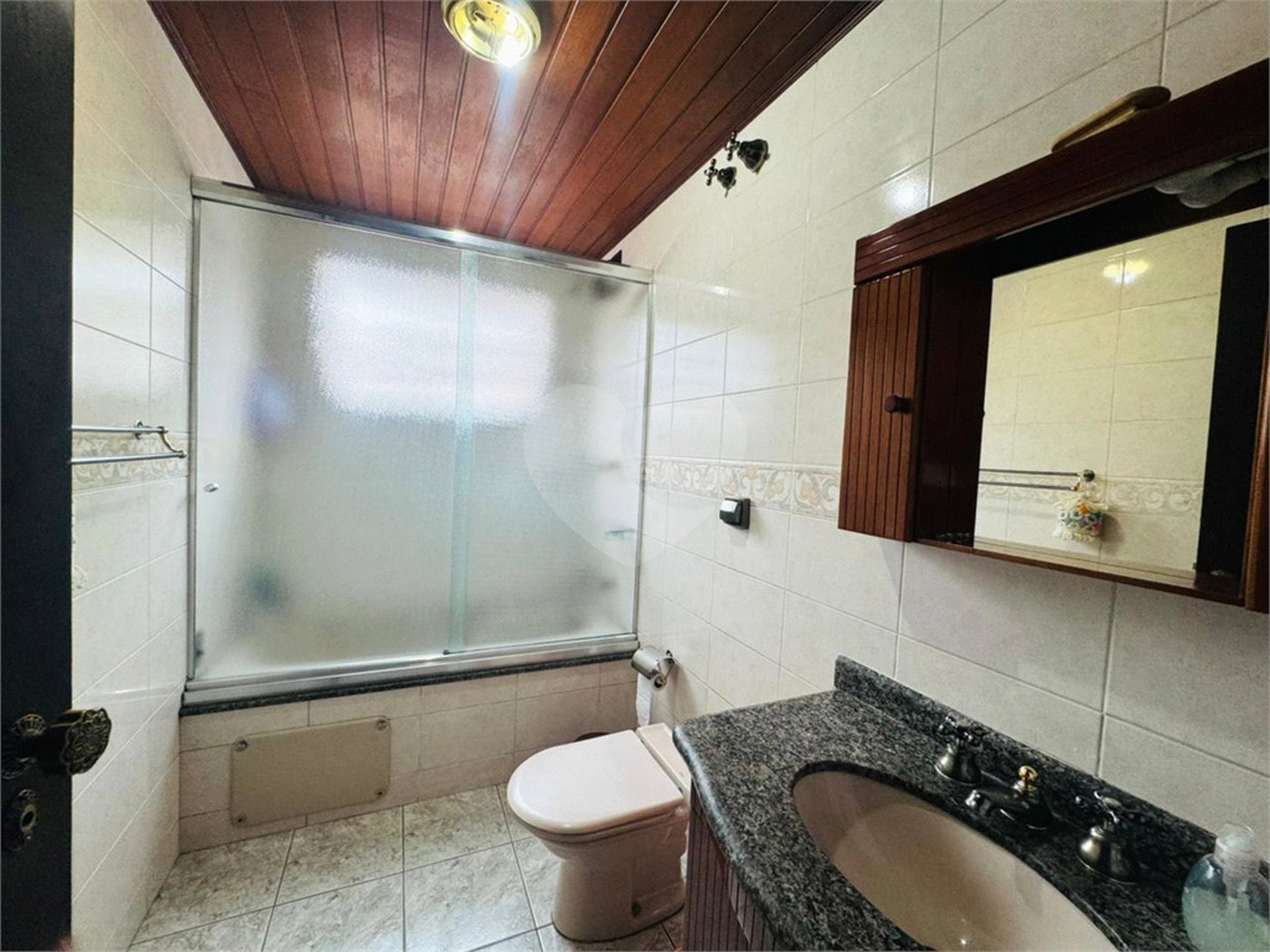 Casa à venda com 3 quartos, sendo 1 suíte,  em Vila Galvão, Guarulhos, SP
