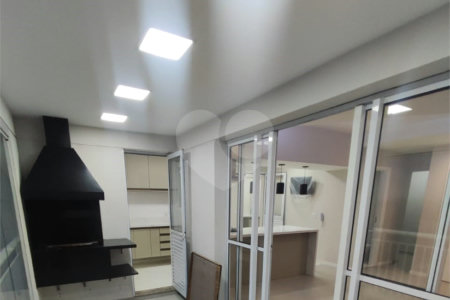 Apartamento à venda com 3 quartos, sendo 2 suítes,  em Jardim Arpoador, São Paulo, SP