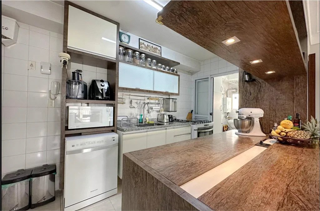 Apartamento à venda com 2 quartos, sendo 1 suíte, em Água Branca, São Paulo, SP