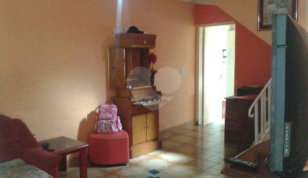 Sobrado à venda com 2 quartos em Parada Inglesa, São Paulo, SP
