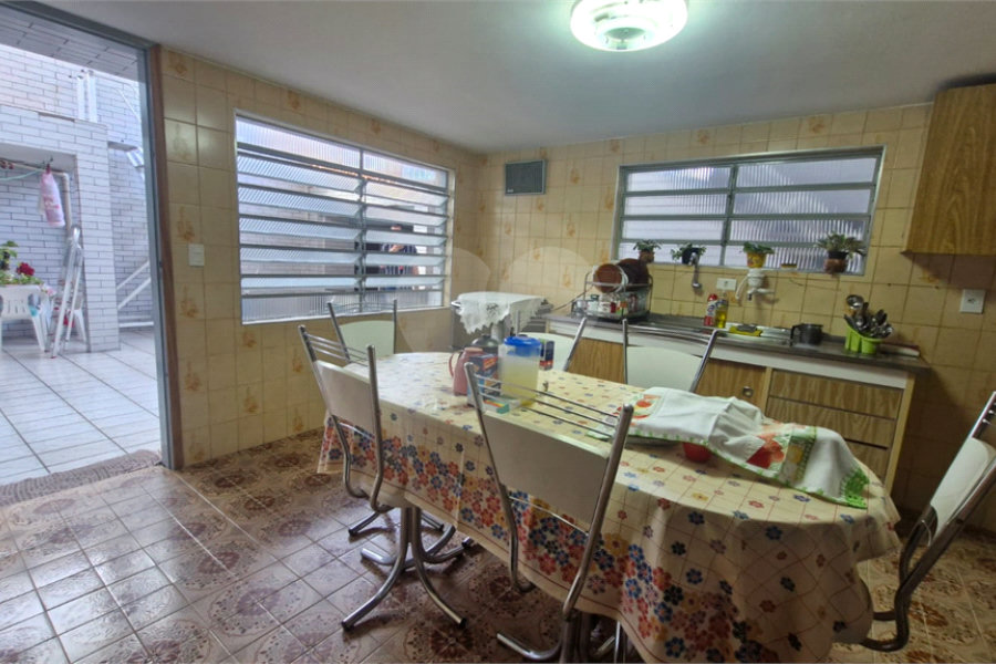 Sobrado à venda com 3 quartos, sendo 1 suíte, em Campo Grande, São Paulo, SP