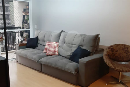 Apartamento à venda com 3 quartos, sendo 2 suítes, em Vila Bastos, Santo André, SP
