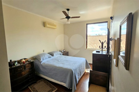 Sobrado à venda com 3 quartos, sendo 1 suíte, em Jardim Sumaré, Ribeirão Preto, SP