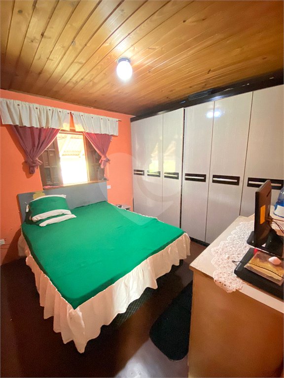 Chácara à venda com 3 quartos em Chácaras Ceres, Suzano, SP