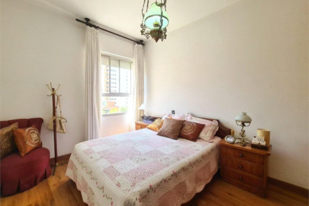 Apartamento à venda com 3 quartos, sendo 1 suíte, em Jardim das Acácias, São Paulo, SP