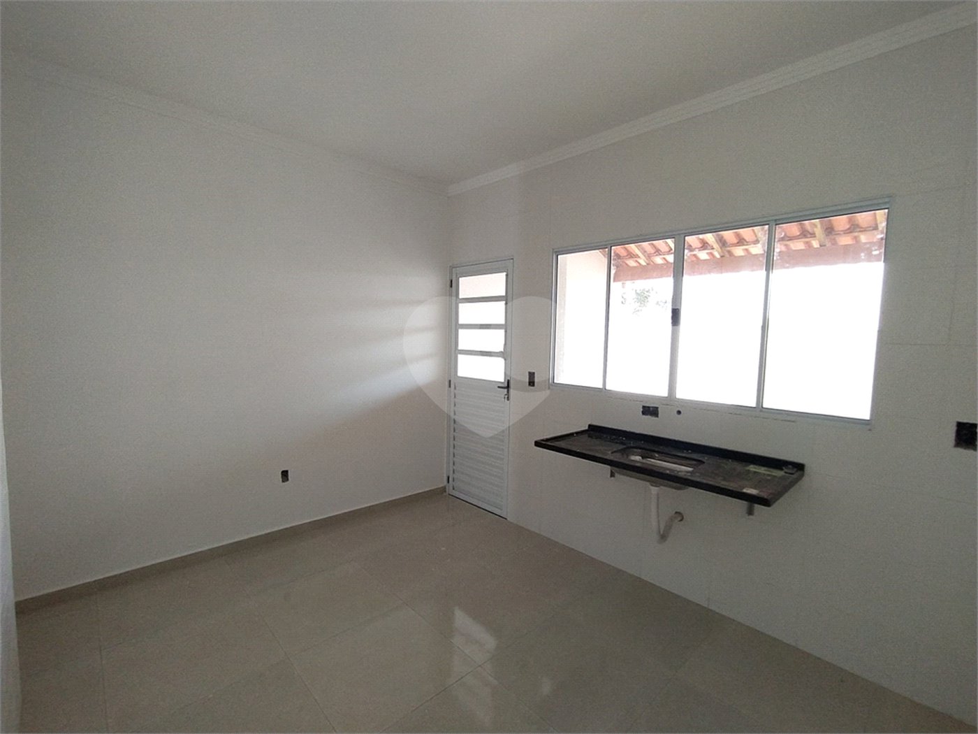 Casa à venda com 2 quartos, sendo 1 suíte, em Jardim Itália, Sorocaba, SP
