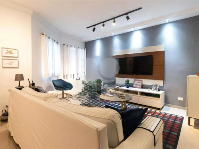 Casa à venda com 3 quartos, sendo 1 suíte,  em Santana, São Paulo, SP