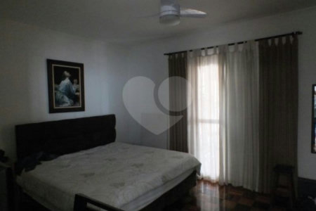 Casa à venda com 3 quartos, sendo 1 suíte, em Jardim Oriental, São Paulo, SP