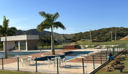 Terreno em condomínio à venda em Boa Vista, São Pedro da Aldeia, RJ