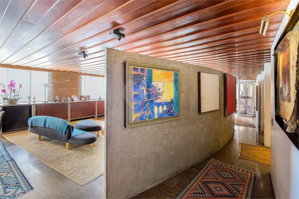 Apartamento à venda com 4 quartos, sendo 1 suíte, em Jardim América, São Paulo, SP