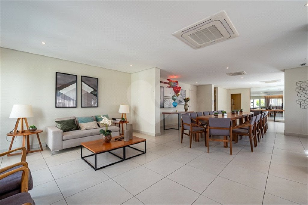 Apartamento à venda com 3 suítes em Jardim Caboré, São Paulo, SP