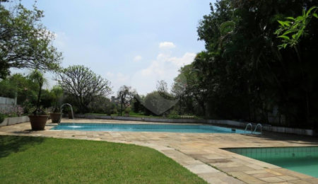 Casa de Vila à venda com 4 suítes em Morumbi, São Paulo, SP