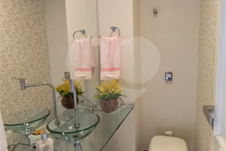 Apartamento à venda com 3 quartos, sendo 1 suíte, em Jardim São Paulo(zona Norte), São Paulo, SP