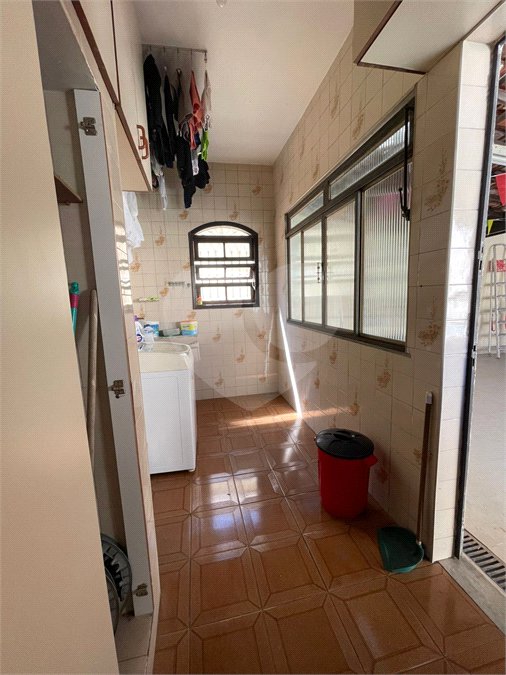 Casa Térrea à venda com 5 quartos, sendo 2 suítes, em Campo Grande, Rio de Janeiro, RJ