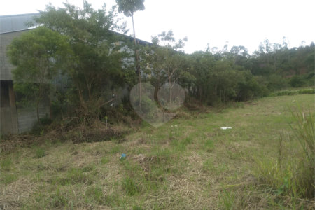 Terreno à venda em Cézar de Souza, Mogi das Cruzes, SP