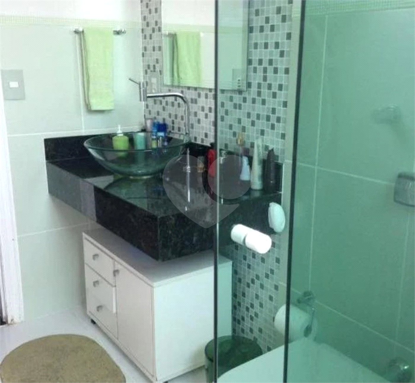 Condomínio à venda com 4 quartos, sendo 2 suítes, em Colinas do Paratehy, Mogi das Cruzes, SP