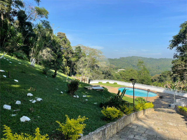 Casa à venda com 4 quartos no condomínio Jardim São Gonçalo, Mairiporã - SP