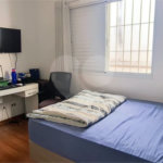 Sobrado à venda com 3 quartos, sendo 1 suíte, em Vila Butantã, São Paulo, SP