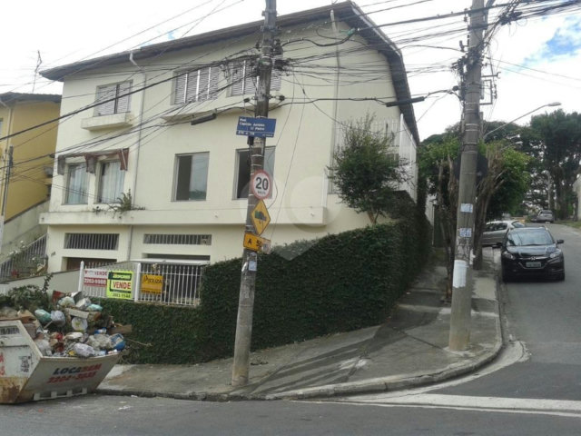 Sobrado à venda com 3 quartos, sendo 1 suíte,  em Tremembé, São Paulo, SP