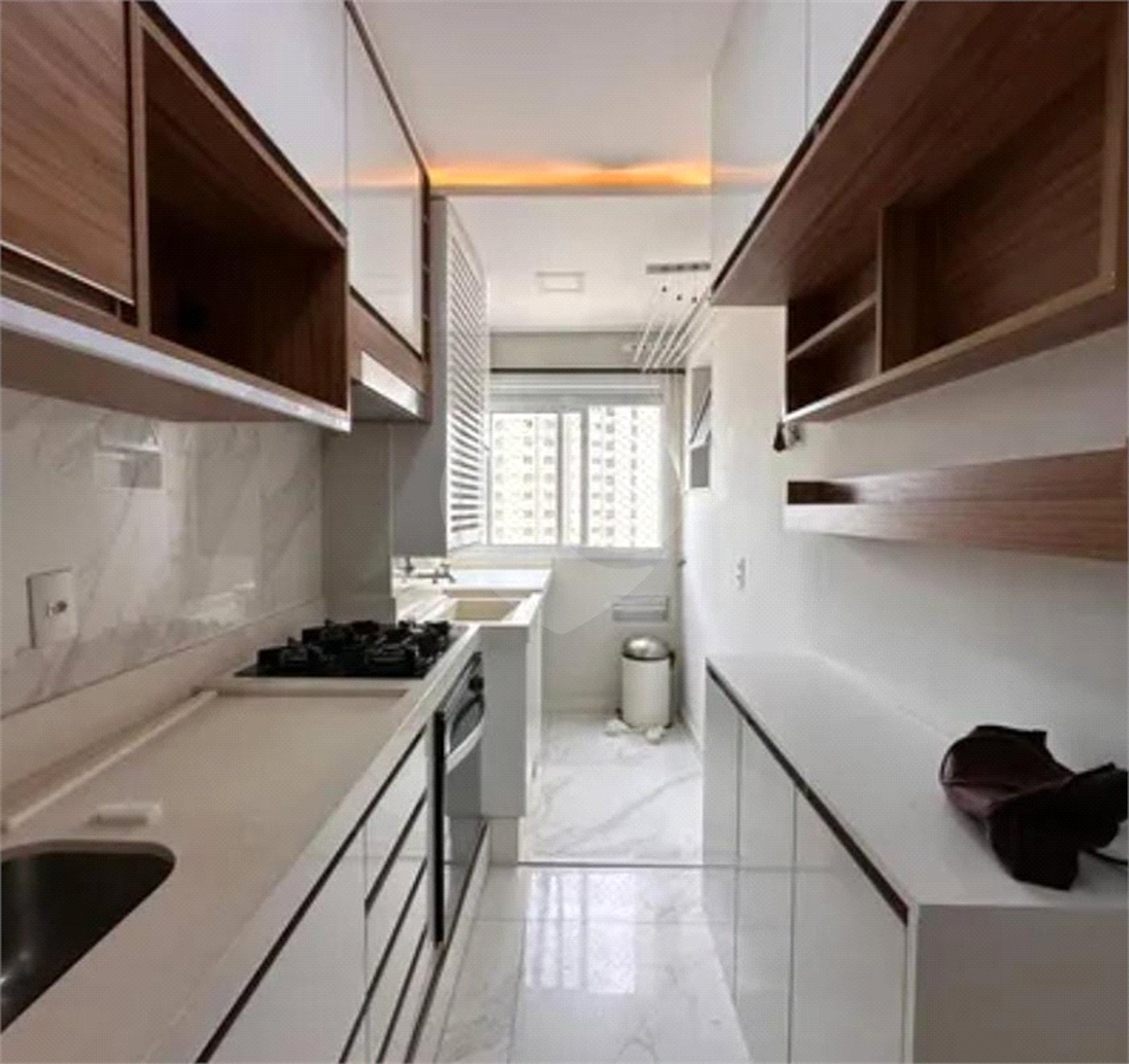 Apartamento à venda com 3 quartos, sendo 1 suíte,  em Santa Teresinha, São Paulo, SP