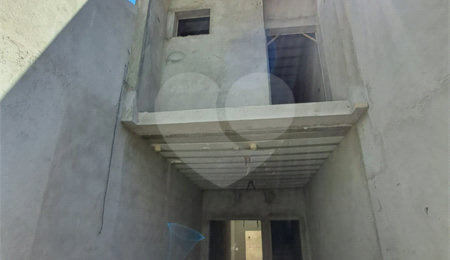 Sobrado à venda com 3 quartos, sendo 1 suíte, em Vila Laís, São Paulo, SP