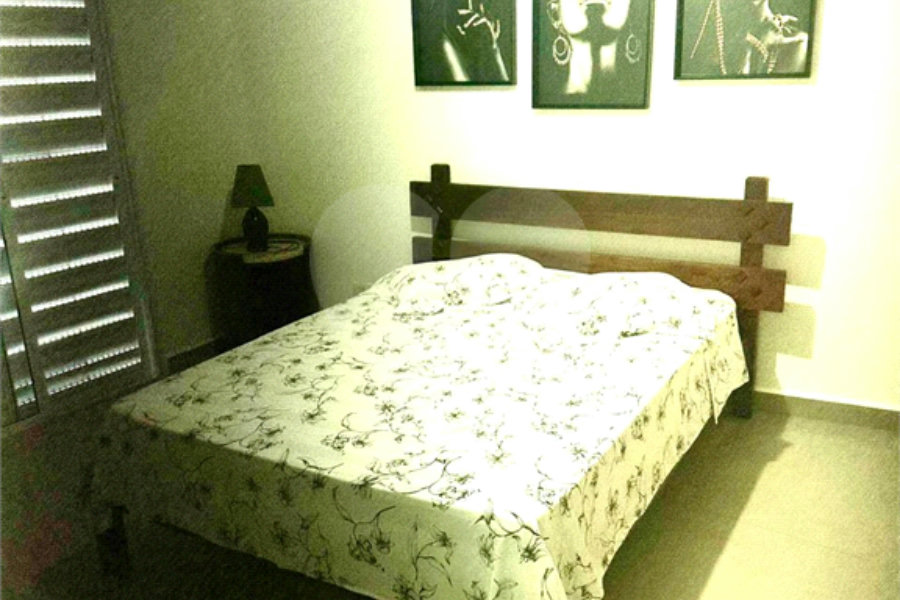 Sobrado à venda com 4 quartos, sendo 1 suíte, em Vila Guilherme, São Paulo, SP