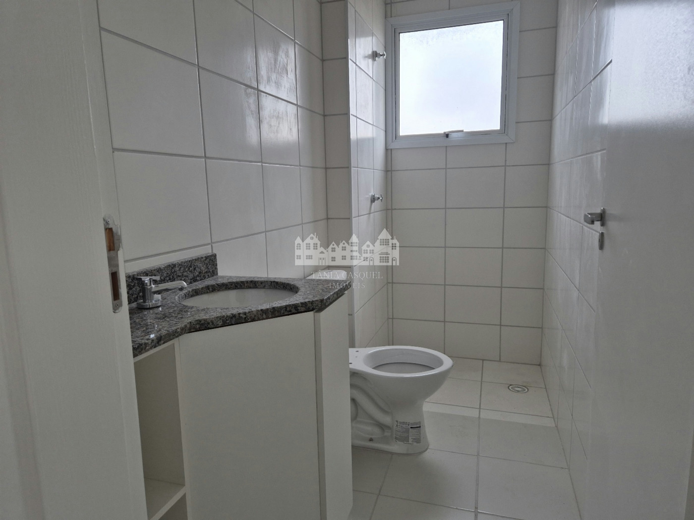 Apartamento para alugar com 3 quartos, sendo 1 suíte, em Jardim das Palmeiras, Atibaia, SP