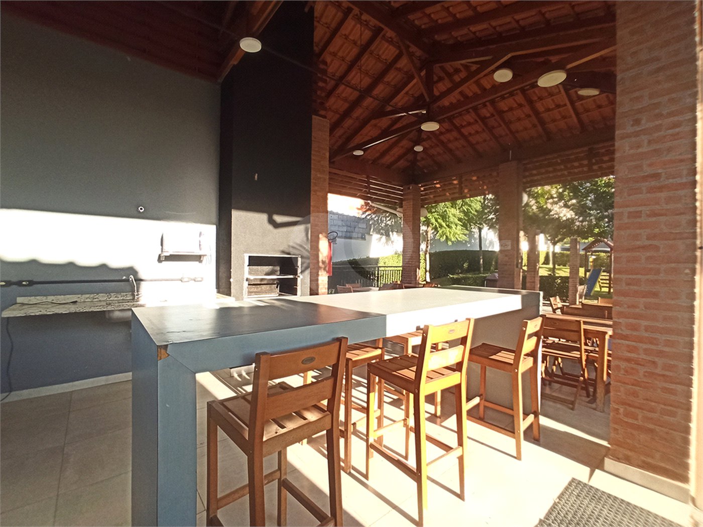 Casa à venda com 3 quartos, sendo 1 suíte, no condomínio Buona Vita, Atibaia - SP