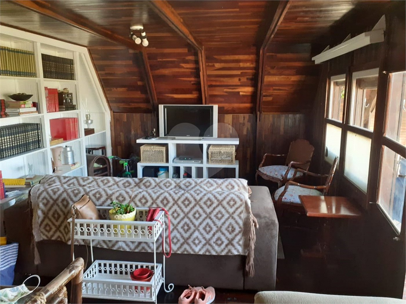 Sobrado à venda com 3 quartos, sendo 1 suíte, em Samambaia, Mairiporã, SP
