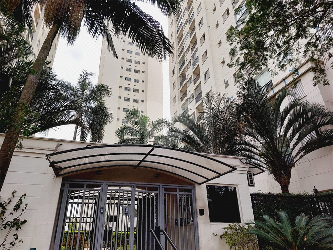 Apartamento à venda ou para alugar com 2 quartos em Vila Anastácio, São Paulo, SP