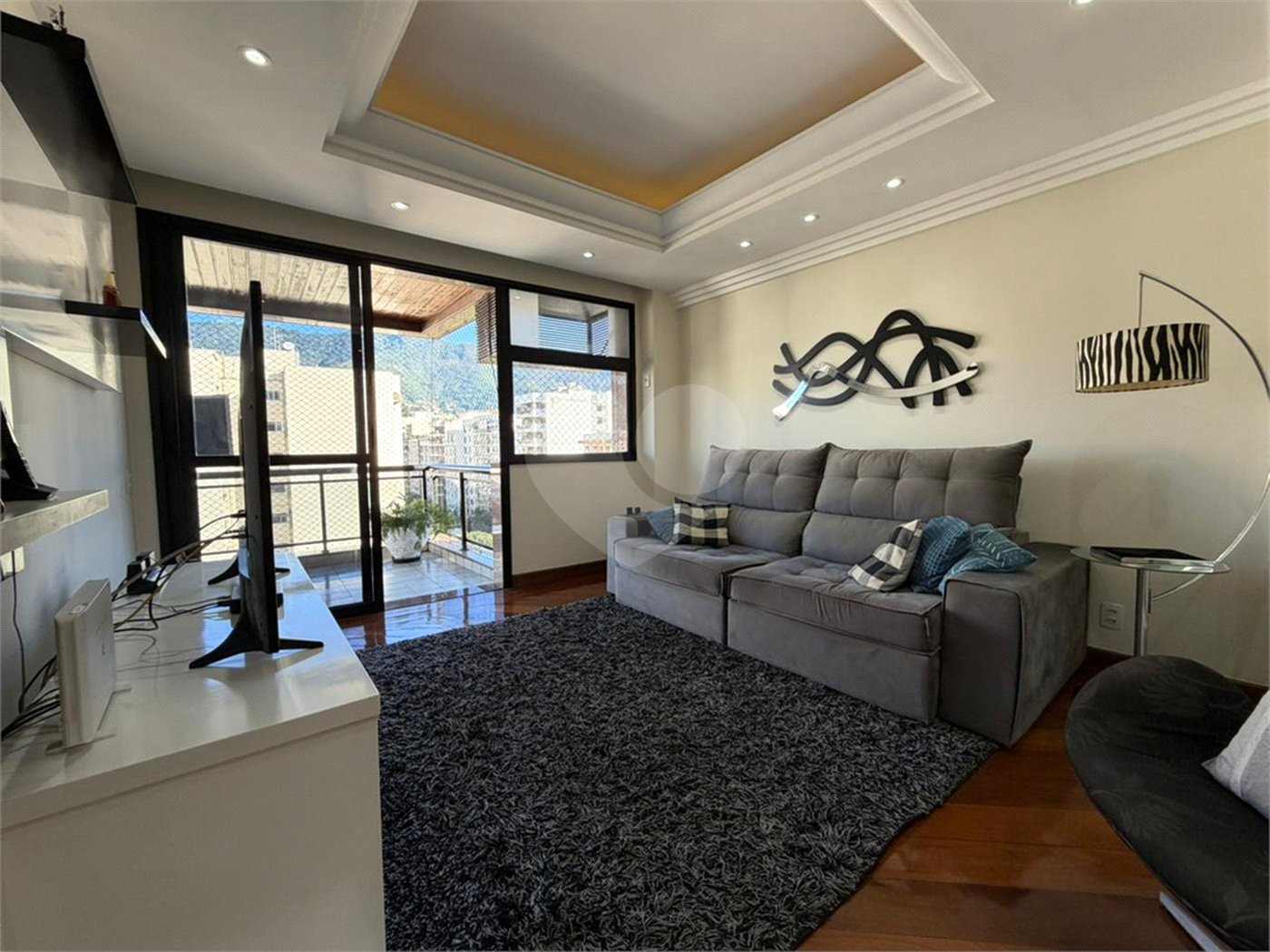 Apartamento à venda com 3 quartos, sendo 1 suíte, em Vila Isabel, Rio de Janeiro, RJ
