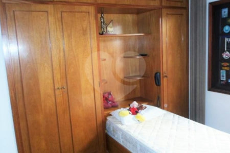 Casa à venda com 3 quartos, sendo 1 suíte, em BUTANTÃ, São Paulo, SP