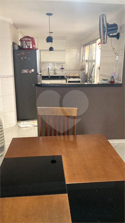 Casa à venda com 3 quartos em Jardim Santa Mena, Guarulhos, SP