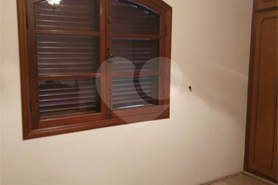 Casa à venda com 4 quartos, sendo 3 suítes, em Vila Guilherme, São Paulo, SP