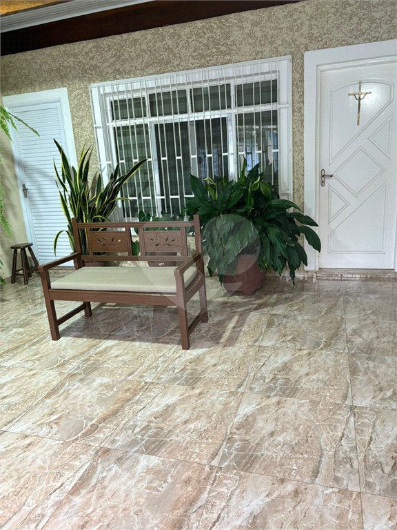 Casa Térrea à venda com 3 quartos, sendo 1 suíte,  em Jardim das Cerejeiras, Atibaia, SP