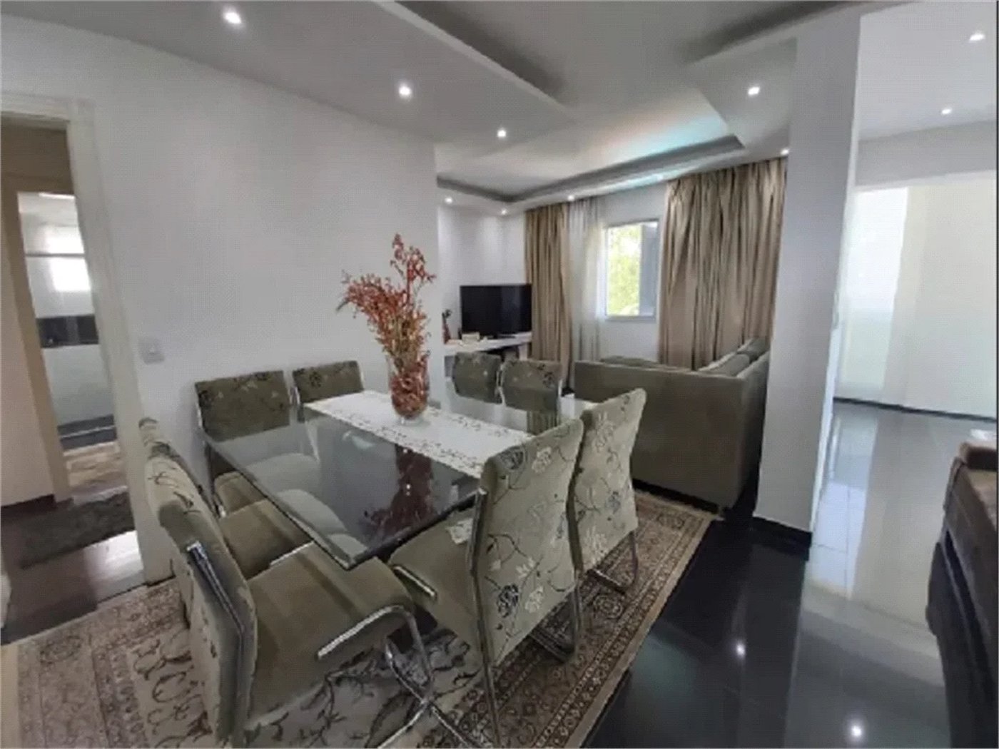 Apartamento à venda com 3 quartos, sendo 1 suíte,  em Vila Andrade, São Paulo, SP