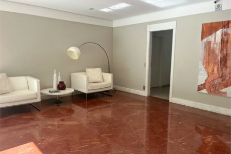 Apartamento à venda com 3 suítes em Real Parque, São Paulo, SP