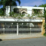 Casa à venda com 4 suítes em Vila Tramontano, São Paulo, SP