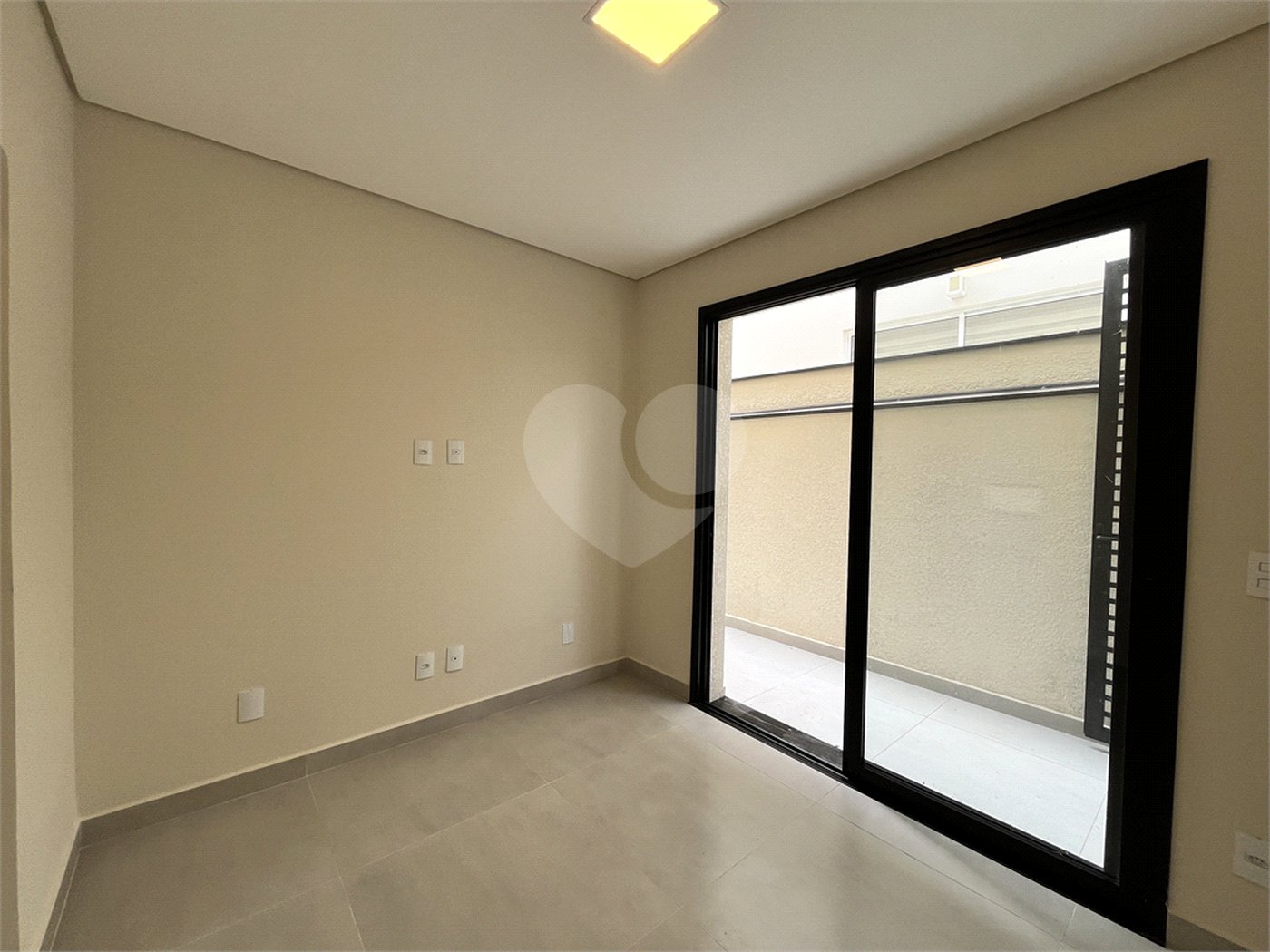 Casa à venda com 4 suítes no condomínio Mont Blanc, Sorocaba - SP