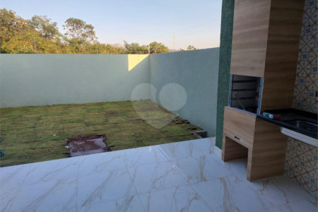 Casa Térrea à venda com 3 quartos, sendo 1 suíte, em Residencial Jardins da Catalunha, Atibaia, SP