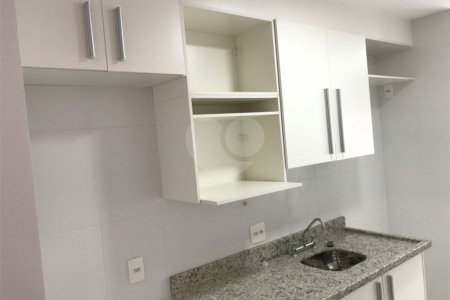 Apartamento à venda com 2 quartos, sendo 1 suíte,  em Melville Empresarial I e II, Barueri, SP