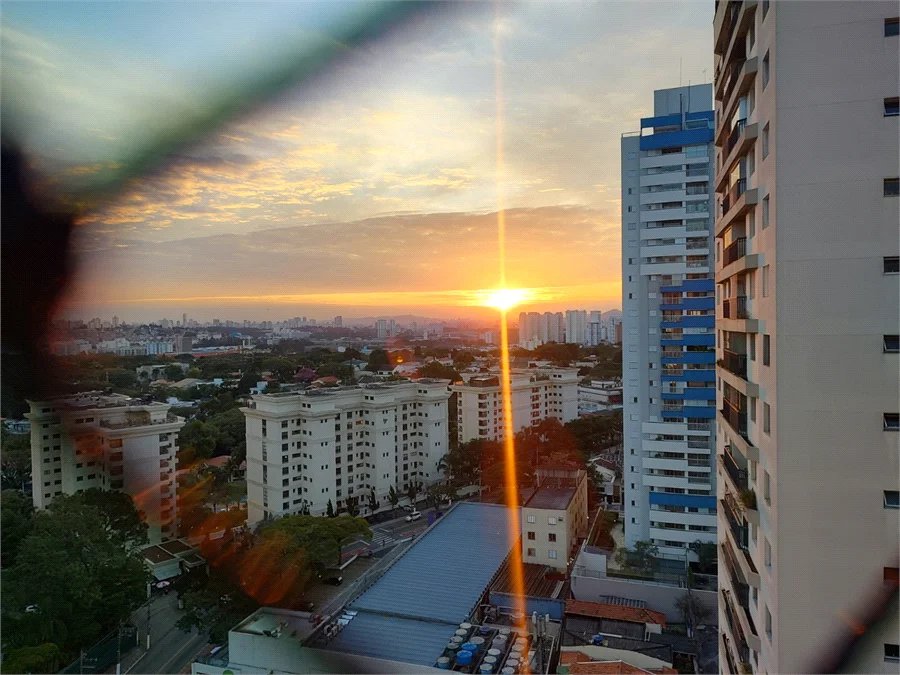 Apartamento à venda com 4 quartos, sendo 2 suítes, em Alto de Pinheiros, São Paulo, SP