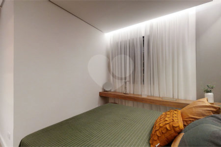 Apartamento à venda com 2 quartos, sendo 1 suíte, em Vila Assunção, Santo André, SP
