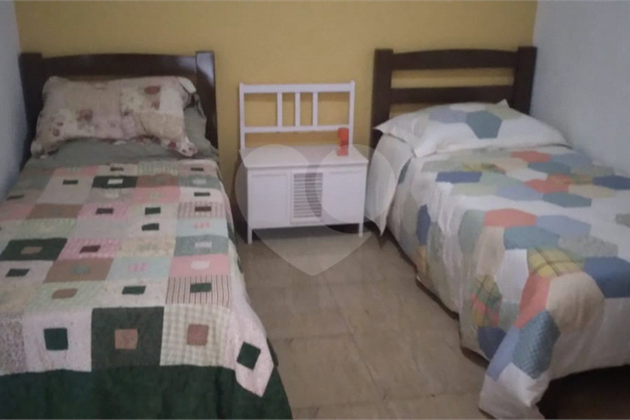 Casa Térrea à venda com 2 quartos em Caceia, Mairiporã, SP