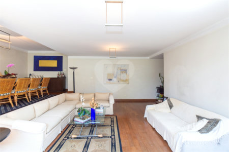 Apartamento à venda com 3 quartos, sendo 2 suítes,  em Alto da Boa Vista, São Paulo, SP